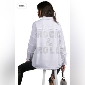 🩶LIMITED EDITION NWT size MEDIUM rhinestone rock 'n' roll, shacket by ELAN🩶